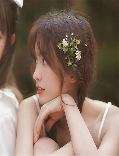 IMDb推荐：《丛林女孩和恐龙的失落园》哲学的生命思考与存在探讨——激发共鸣的情感体验